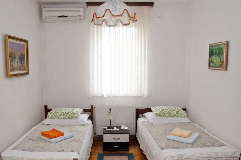 Apartman Urbana Villa Ζάγκρεμπ Εξωτερικό φωτογραφία